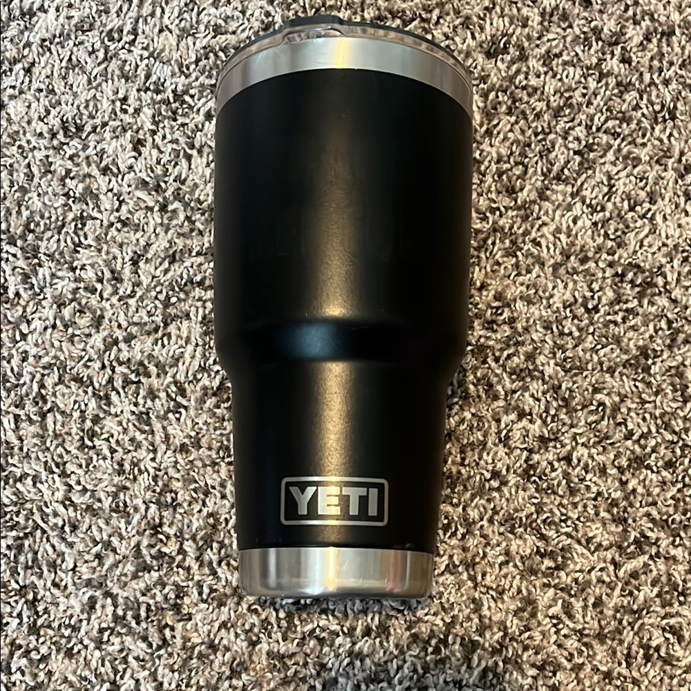 YETI 30 oz Tumbler